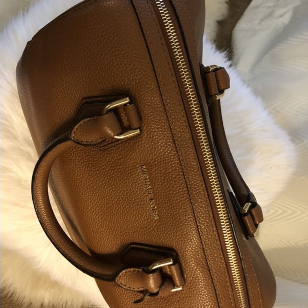 MICHAEL KORS BAG